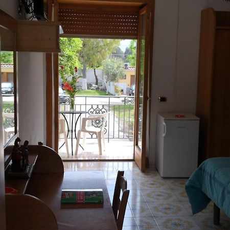 Villaggio "Camping Pompei" Bungalow Luaran gambar